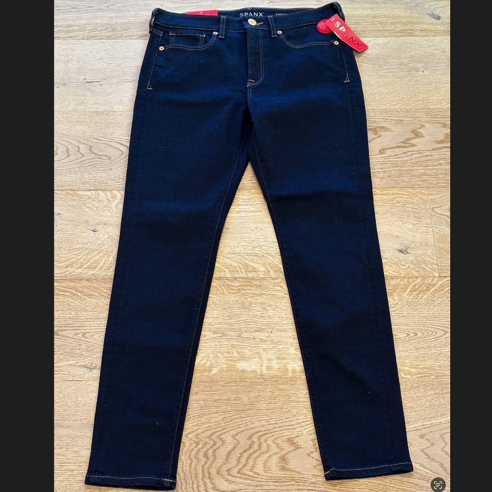 NWT SPANX 5 Pocket Skinny Jeans Midnight Blue Women's Size 29